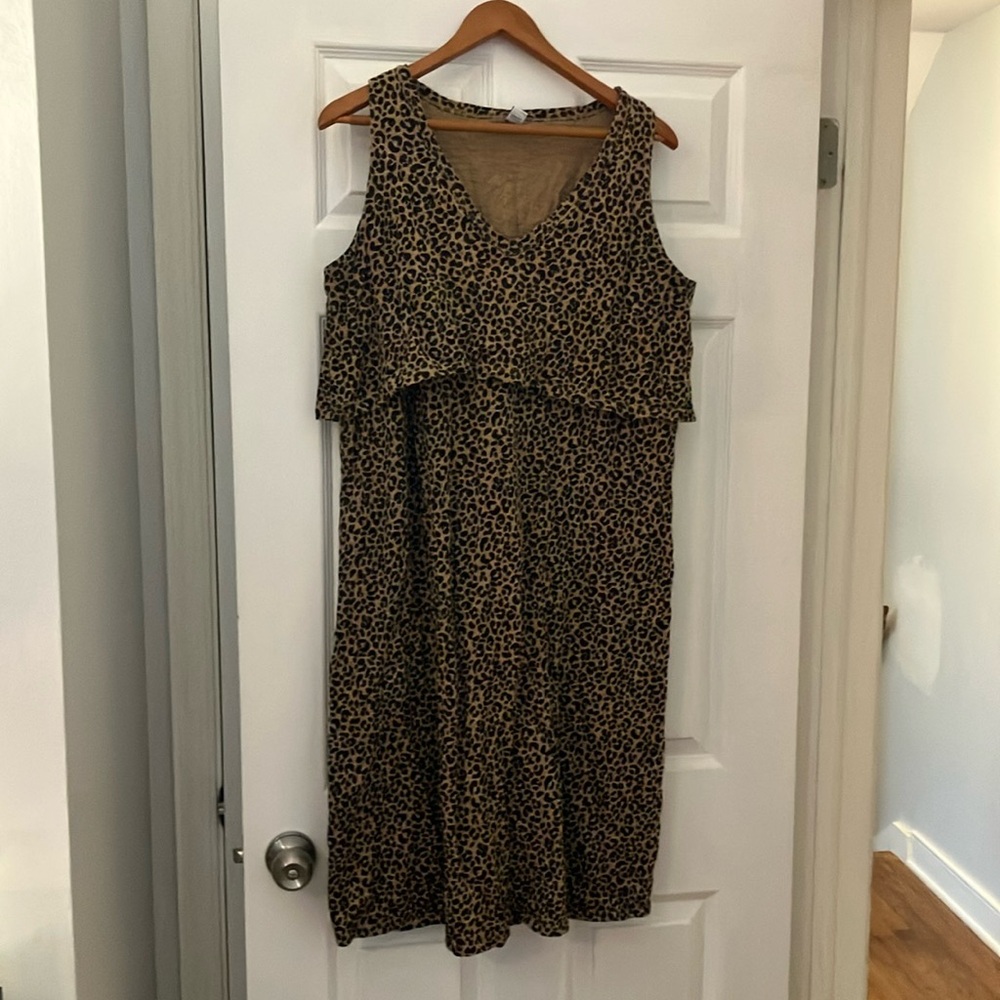 Old Navy Maternity and Nursing Dress